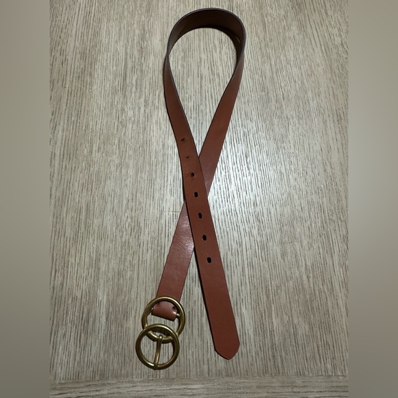XS Banana Republic Brown Leather Belt with Gold Buckle - Picture 10 of 13